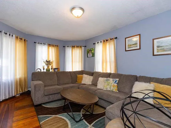 34-36 Chambers St, Providence, RI 02907