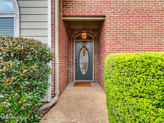 5th image of 107 Wendy Ln