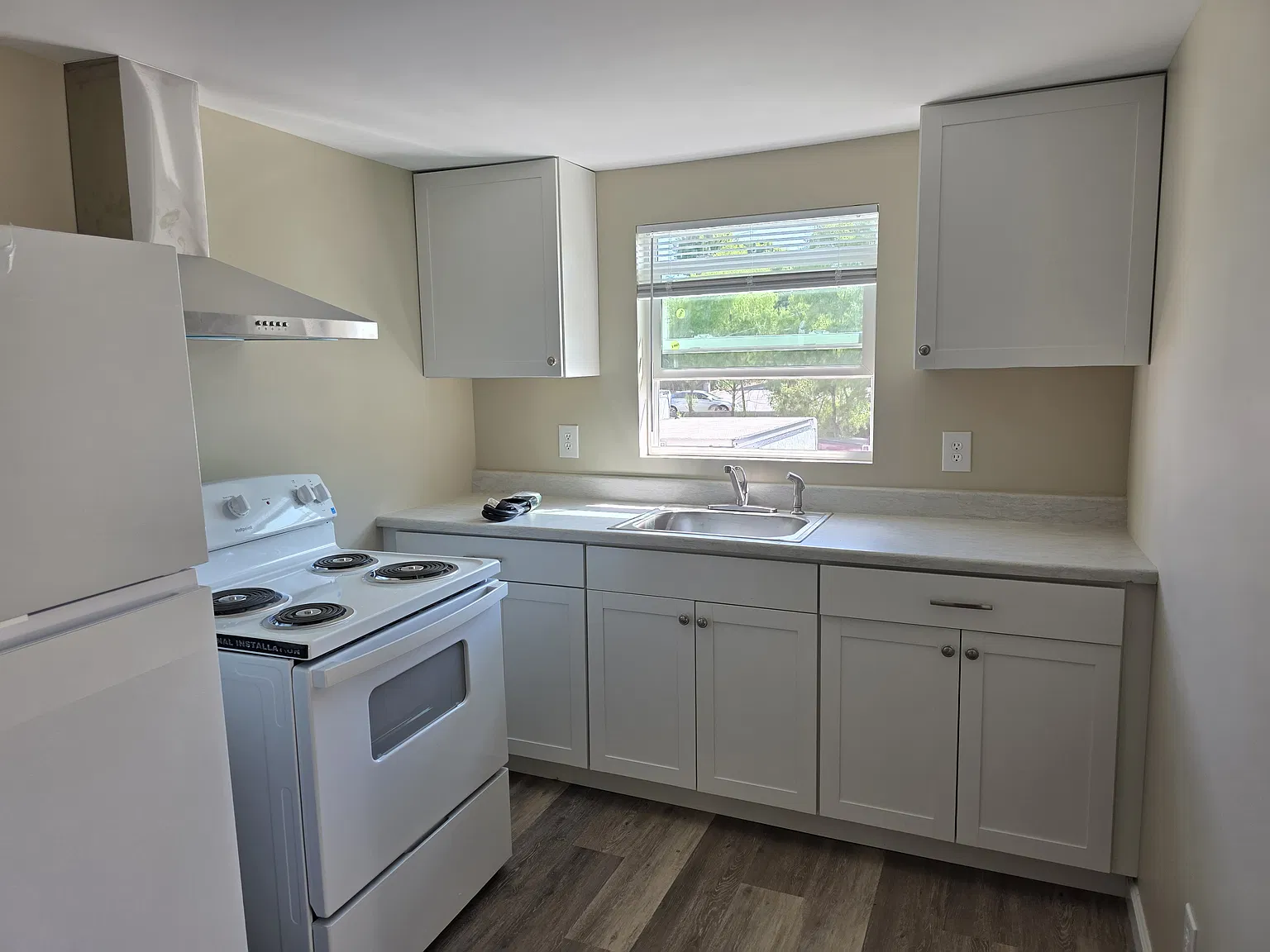 2 bed, 850 sqft, $1,275 — Photo 4