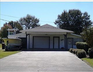 2nd image of 2906 Walden Dr