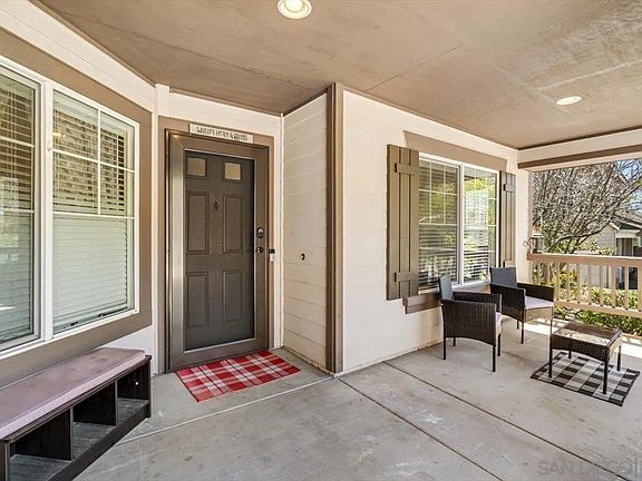 3rd image of 366 Oak Valley Ln