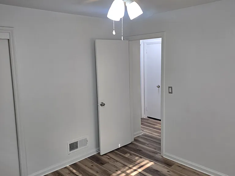 3424 Matilda Ln #13556064 — Photo 9