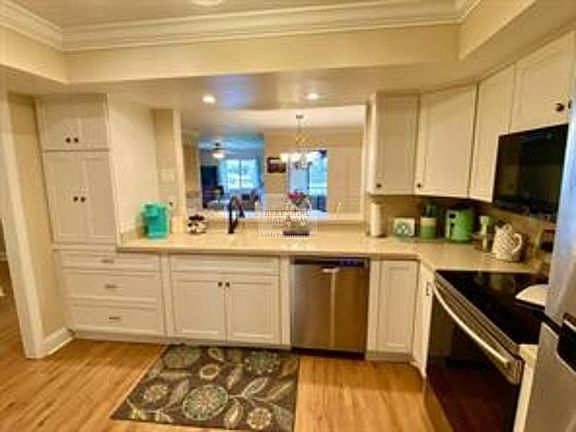 3rd image of 6326 Grand Bahama Cir APT H