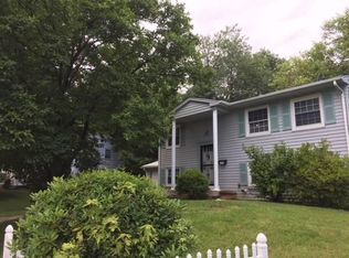 4611 Evansdale Rd, Woodbridge, VA 22193