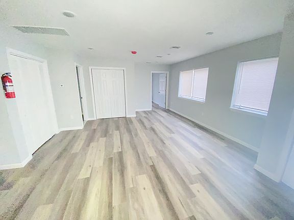 4th image of 78-80 12th Ave #2