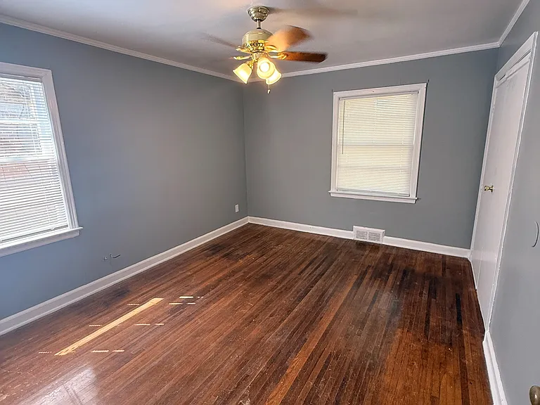 757 Houston St — Photo 11