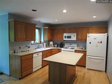 2nd image of 1111 Brimfield Dr