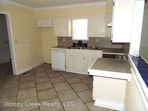 3rd image of 2412 Brice St