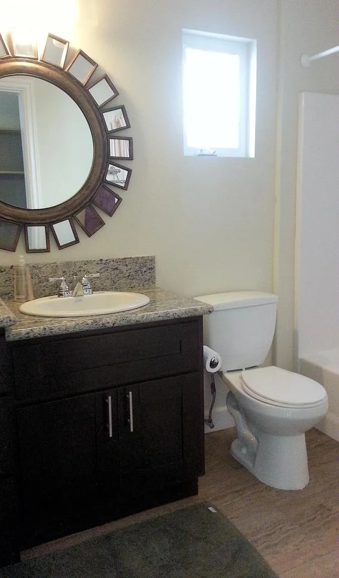 4 bed, 2100 sqft, $5,250 — Photo 2
