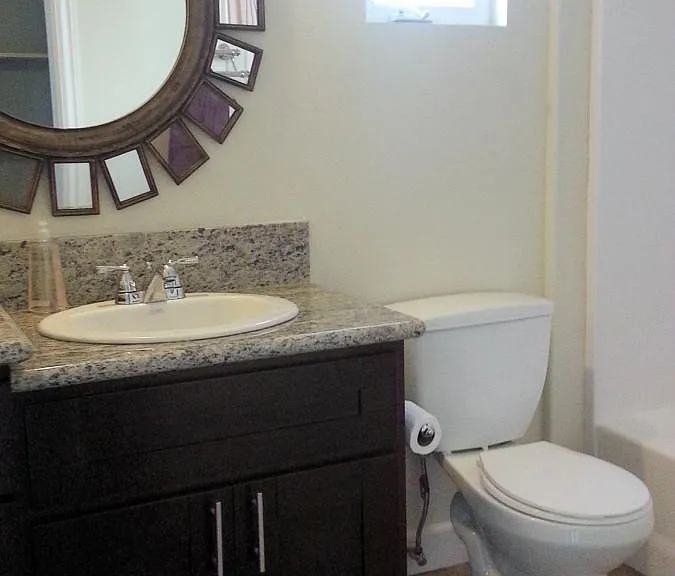 2068 Wallace Ave #B — Photo 4