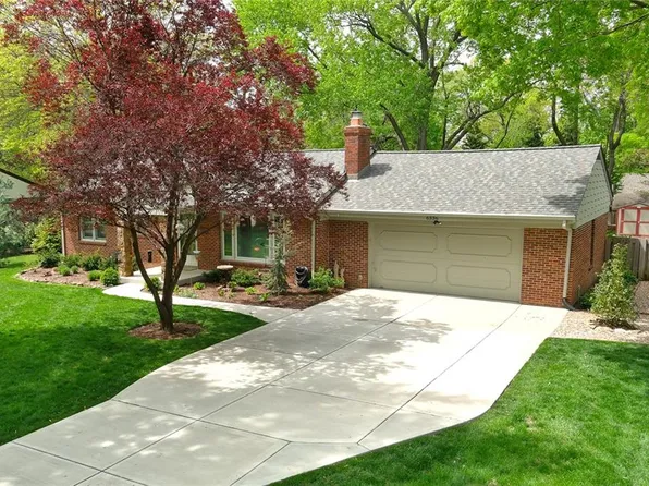 6336 Hadley St, Merriam, KS 66202