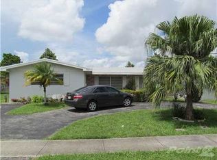 7041 NW 15th St, Plantation, FL 33313