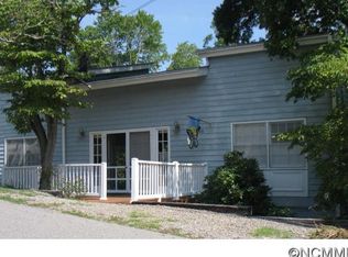 486 Oxford Rd, Lake Junaluska, NC 28745