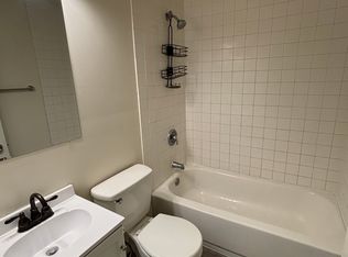 3900 N Prospect Rd, Peoria, IL 61614