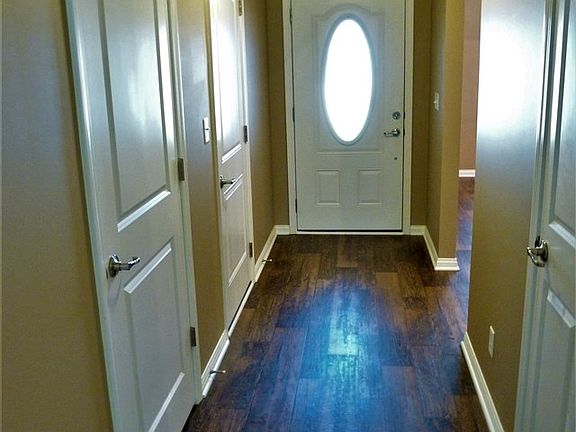 5th image of 4813 Penrose Dr
