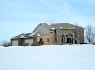 N4198 Amber Dr, Appleton, WI 54913