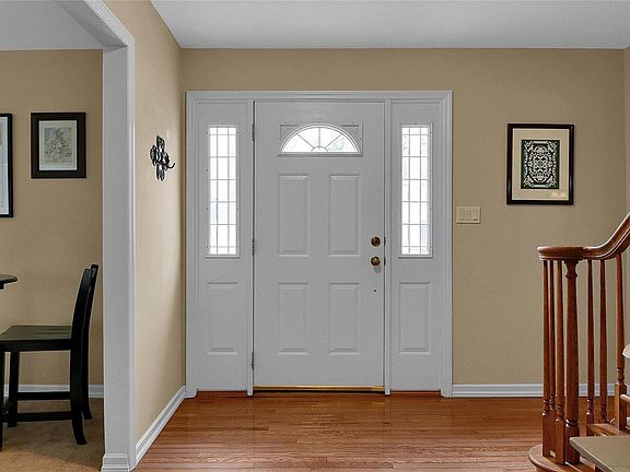 3rd image of 2020 Lake Clay Dr