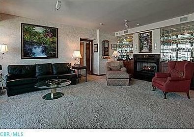 5th image of 1 Miranova Pl APT 1420