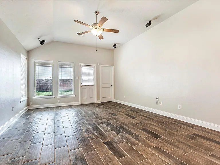 20835 Tallow View Ln — Photo 11