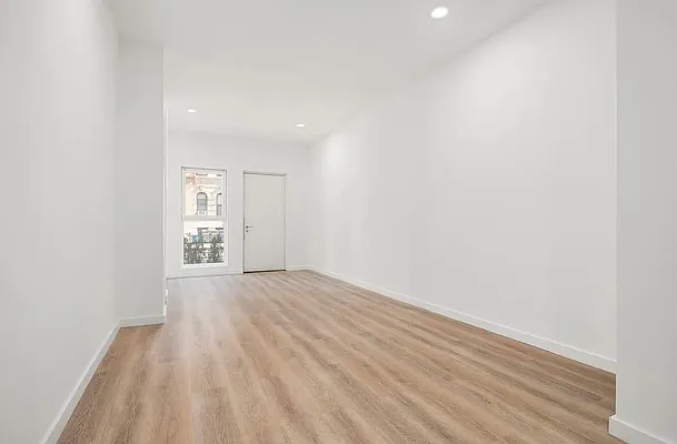 Rented by Native Real Estate LLC | media 6