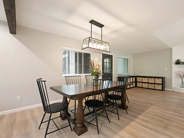 6105 Sun Vista Dr — Photo 5