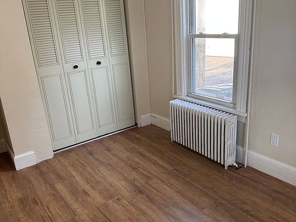 2nd image of 229 Ely Ave #1