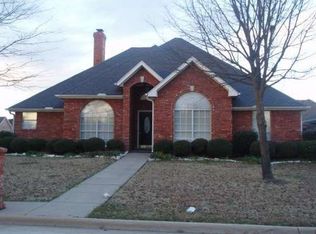 3705 Village Bnd, Paris, TX 75462
