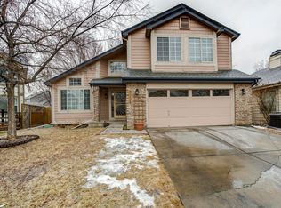 10038 Silvercliff Ln, Littleton, CO 80125