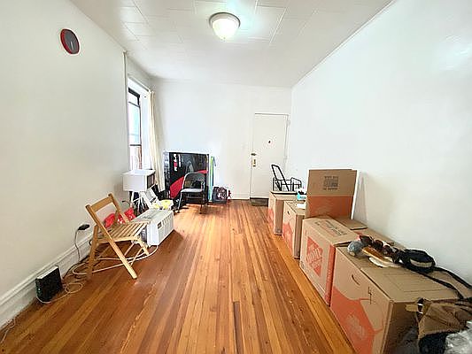 5th image of 12-29 31st Ave #3J
