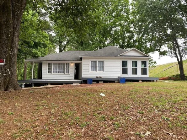 4682 Stonewall Tell Rd, College Park, GA 30349