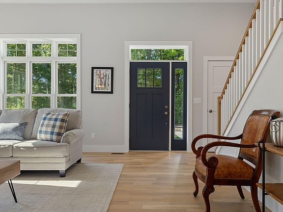 2nd image of 17663 Summerhill Ln