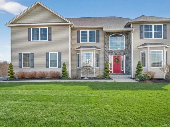 28 Wild Turkey Lane, Rock Tavern, NY 12575