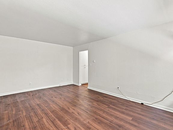 5th image of 3877 Howe St APT 108