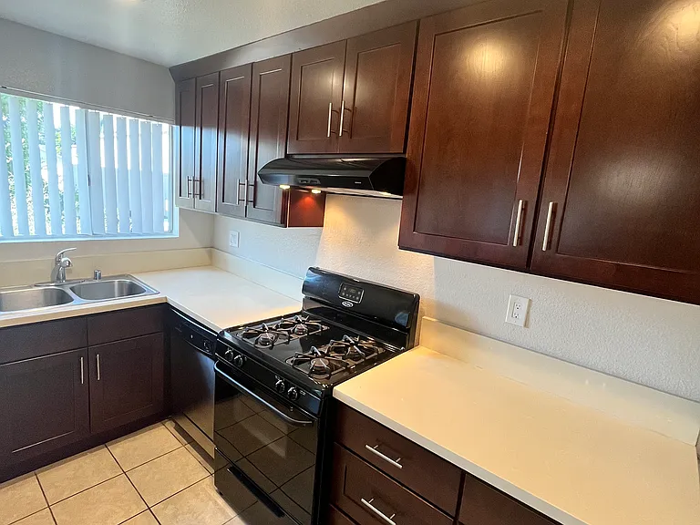 Renovated kitchen, with quartz countertops
