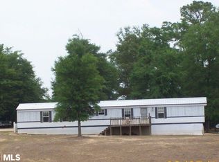 125 Rabbits Run, Atmore, AL 36502