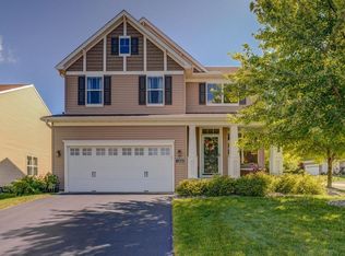 1460 Bethesda Cir, Chanhassen, MN 55317