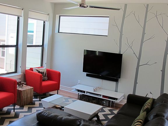 3rd image of 1820 Carlson Dr #43C