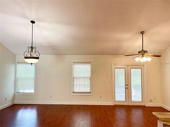 3rd image of 957 SOUTHRIDGE TRAIL