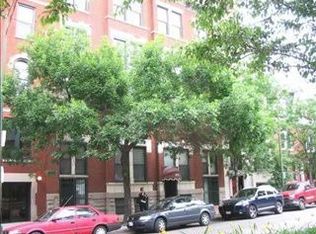 875 N La Salle Dr, Chicago, IL 60610