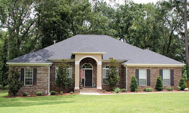 Gorgeous Brick/Hardie Home
