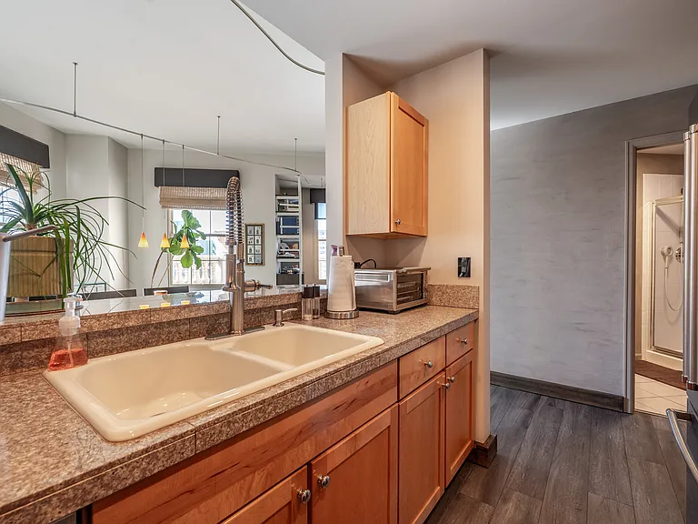 475 W 12th Ave #5A — Photo 53