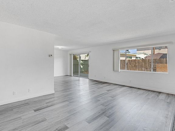3rd image of 8949 E Greenwood Ave