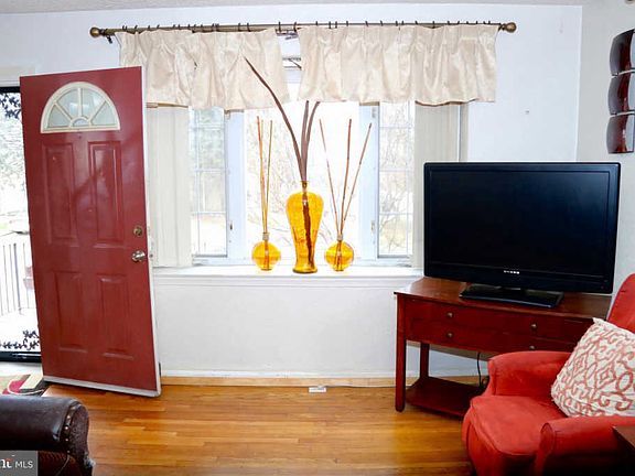 5th image of 6A Elder Ave