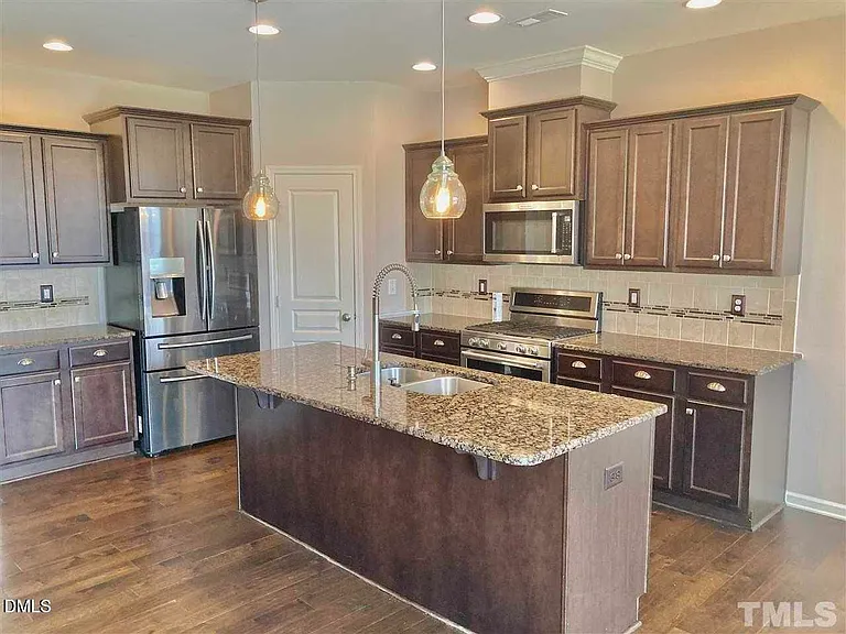 213 Churment Ct — Photo 6