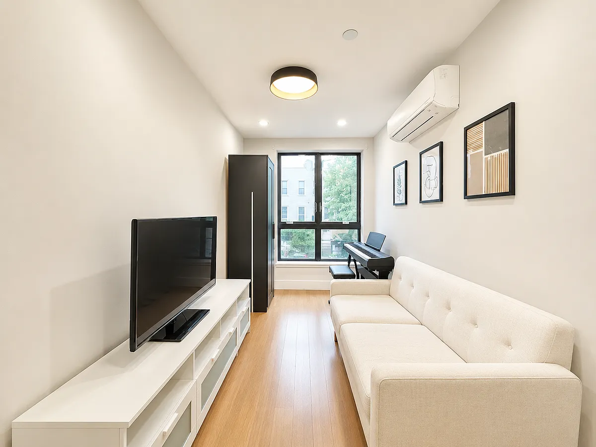 Building Photo - 48 Bleecker St #2F