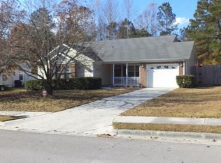 225 Audubon Dr, Jacksonville, NC 28546