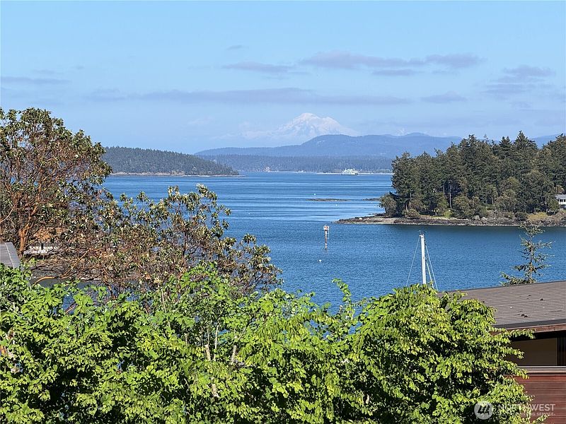 3rd image of 625 Harrison Street #A