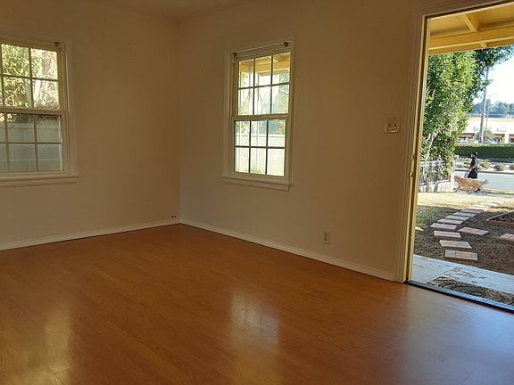 5th image of 10855 Jefferson Blvd