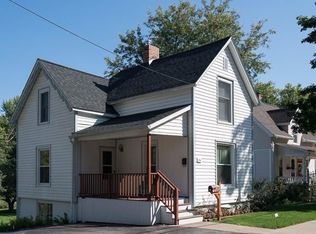 203 Madison St, Chelsea, MI 48118