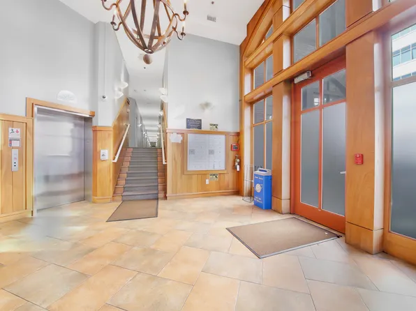 61 Grand Street image 19 of 23